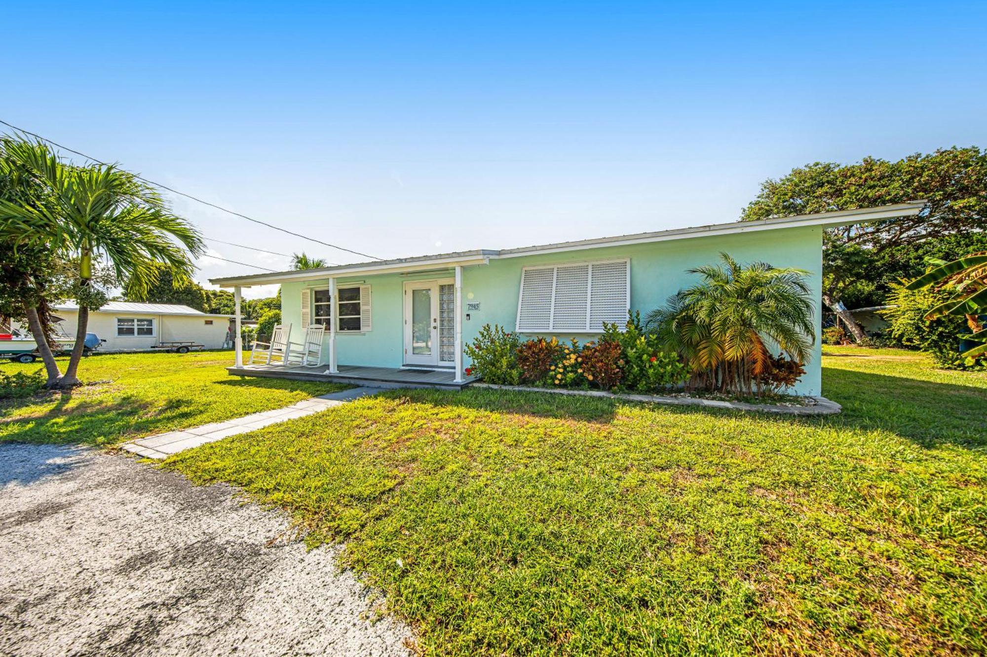 Sea Salt Harbor Villa Marathon Exterior photo